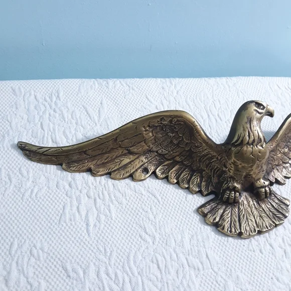 Large 4LB Brass Bald Eagle Wall Door House Plaque Gold Hanging America Patriotic - Picture 4 of 15